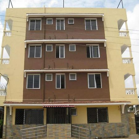 Golden Guest House- Miritini Mombasa Dış mekan fotoğraf