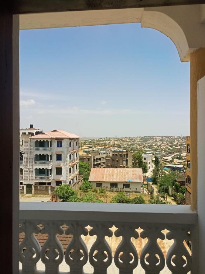 Golden Guest House- Miritini Mombasa Dış mekan fotoğraf