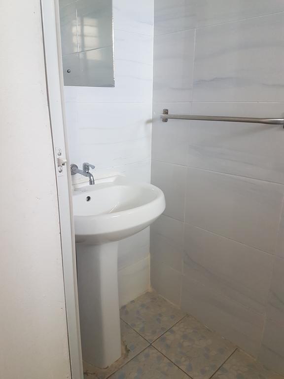 Golden Guest House- Miritini Mombasa Dış mekan fotoğraf
